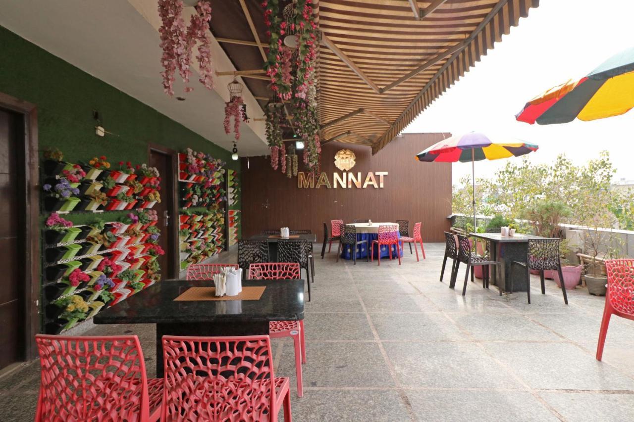 Hotel Mannat International By Mannat New Delhi Bagian luar foto