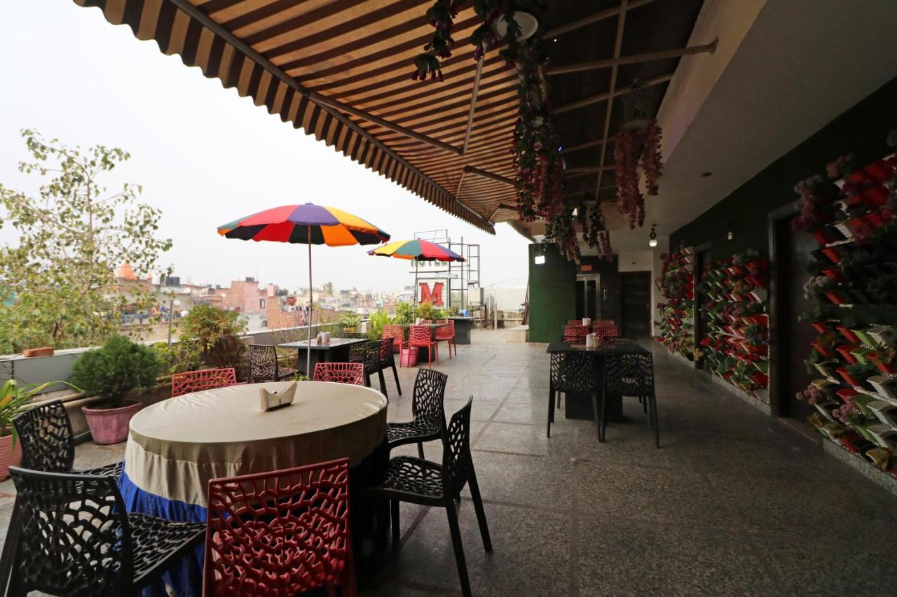 Hotel Mannat International By Mannat New Delhi Bagian luar foto