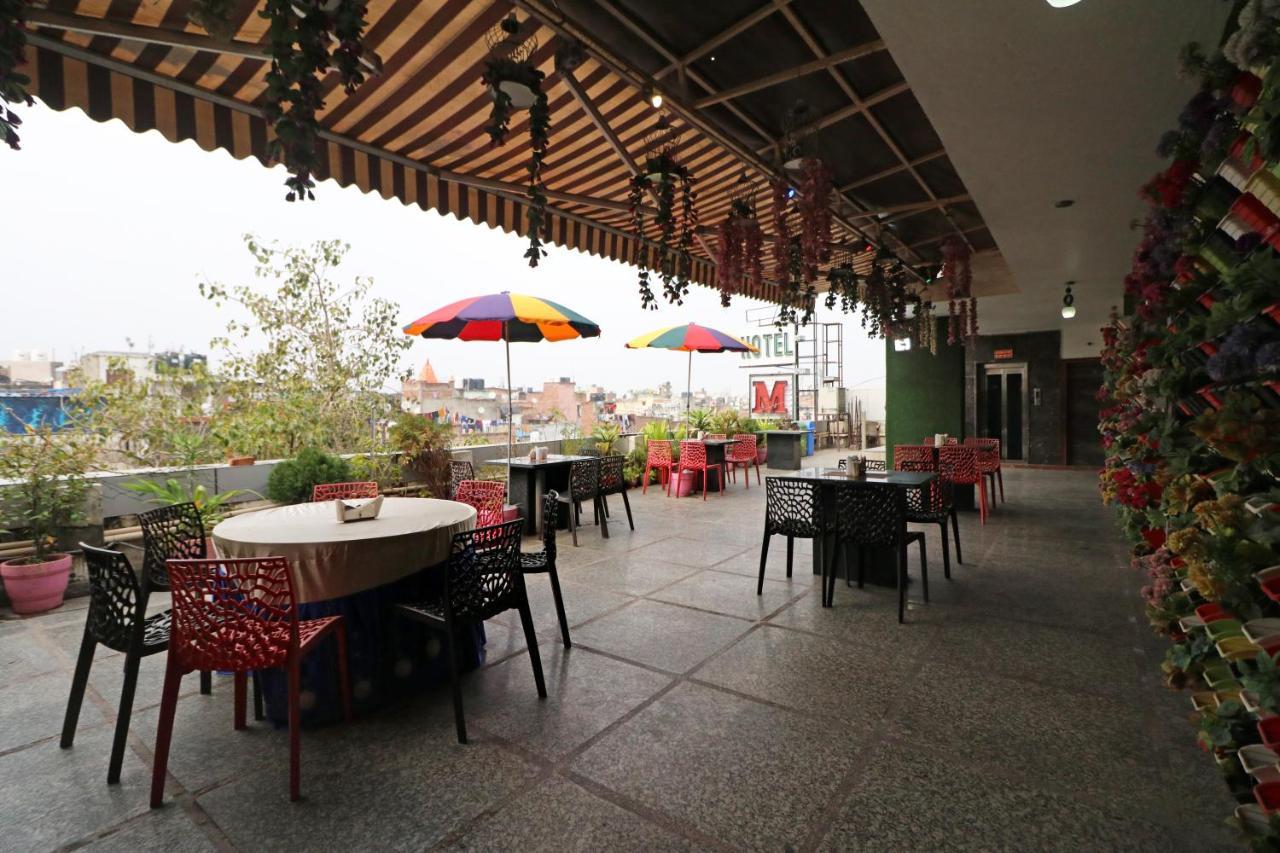Hotel Mannat International By Mannat New Delhi Bagian luar foto